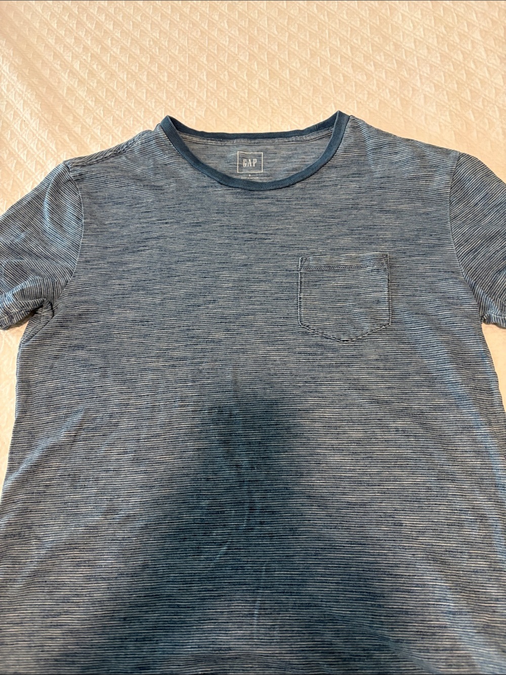 GAP Men’s Blue Heathered Short-Sleeve Pocket Tee